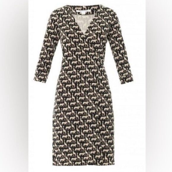 Diane Von Furstenberg 100% Silk African Zoo New Julian Twist Wrap Dress Sz 2 - Picture 2 of 13